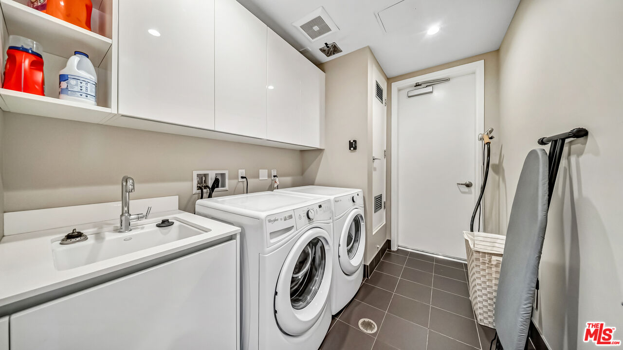 460 N Palm Dr Unit: 506PH