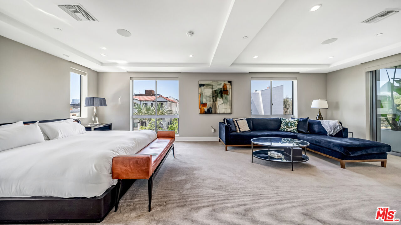 460 N Palm Dr Unit: 506PH