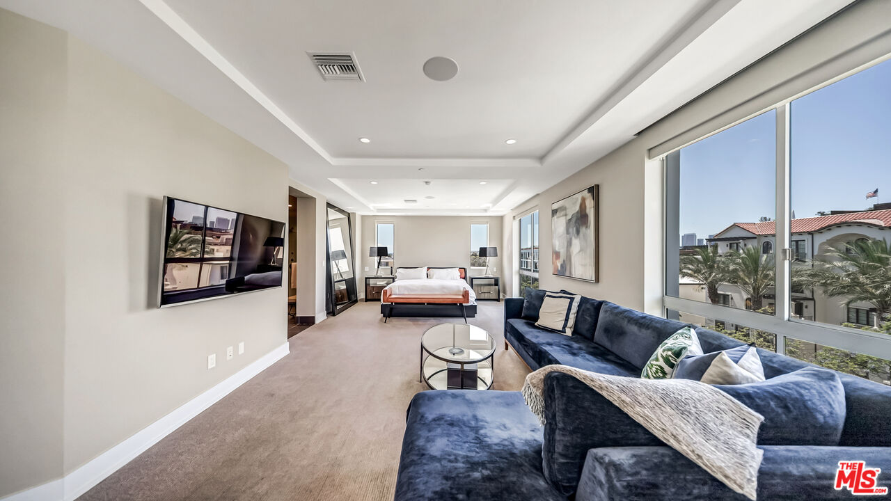 460 N Palm Dr Unit: 506PH