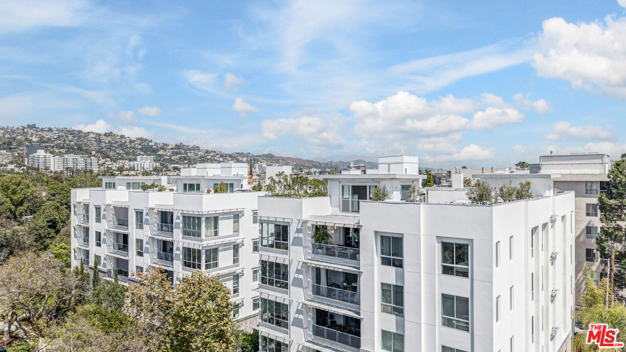 460 N Palm Dr Unit: 506PH