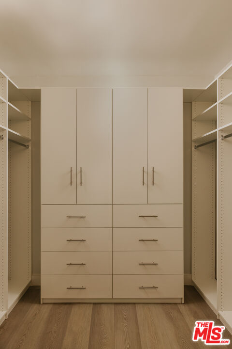 17352 W Sunset Blvd Unit: 1