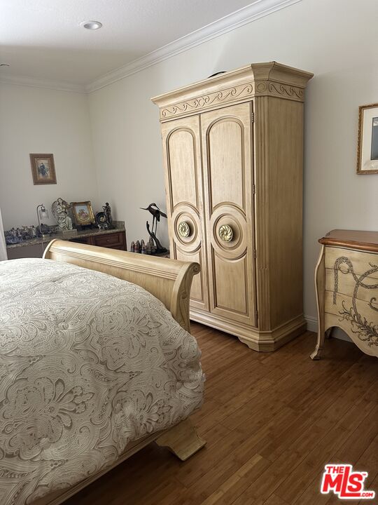 324 N Palm Dr Unit: 206