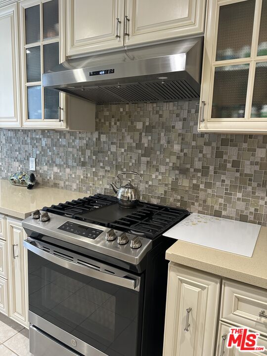 324 N Palm Dr Unit: 206