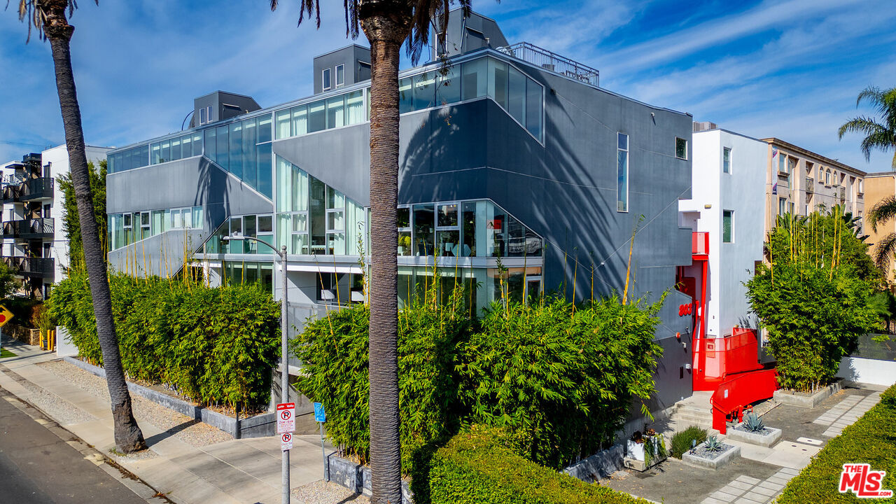 803 Wilcox Ave Unit: 11
