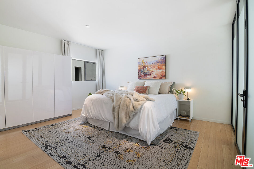803 Wilcox Ave Unit: 11