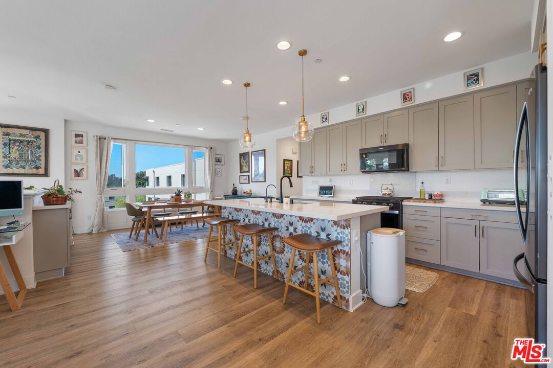 2911 W Exposition Pl Unit: 1