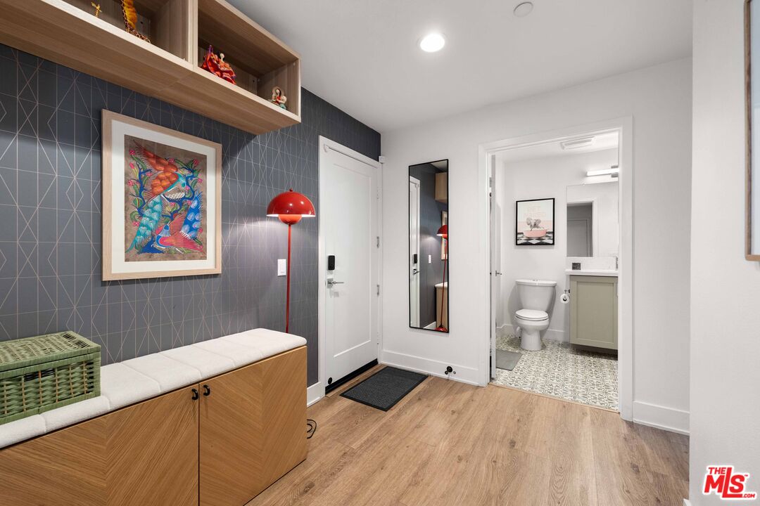 2911 W Exposition Pl Unit: 1