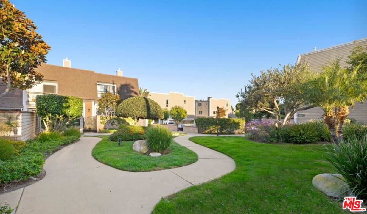 4305 Alla Rd Unit: 8