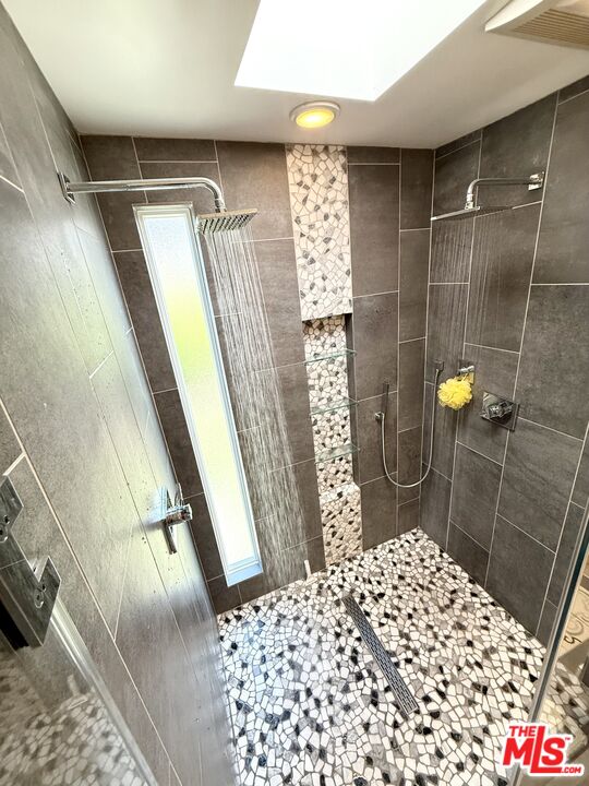 4305 Alla Rd Unit: 8