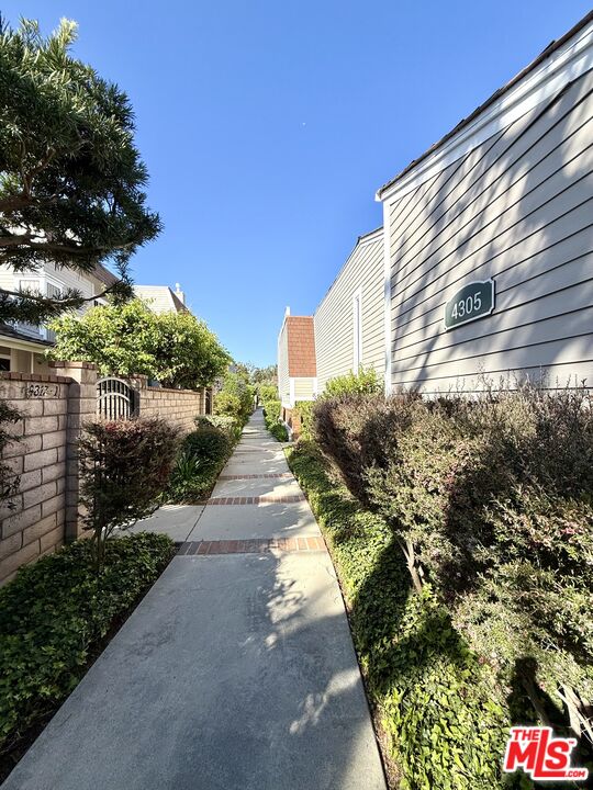 4305 Alla Rd Unit: 8