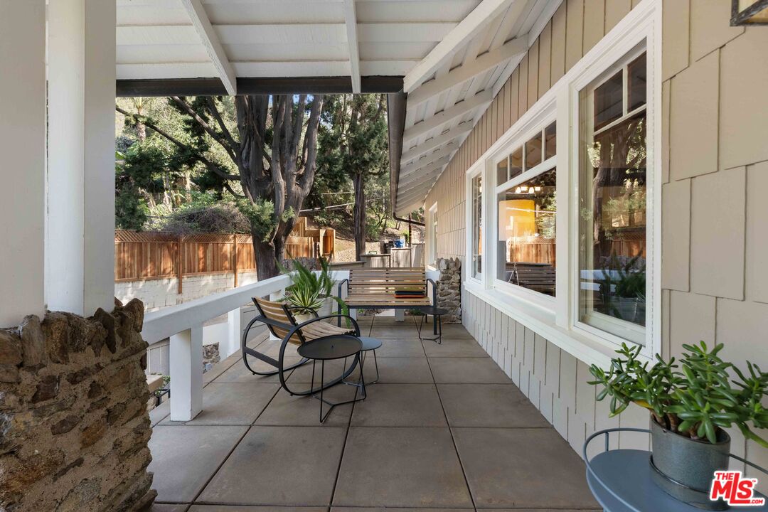 8050 Jovenita Canyon Dr