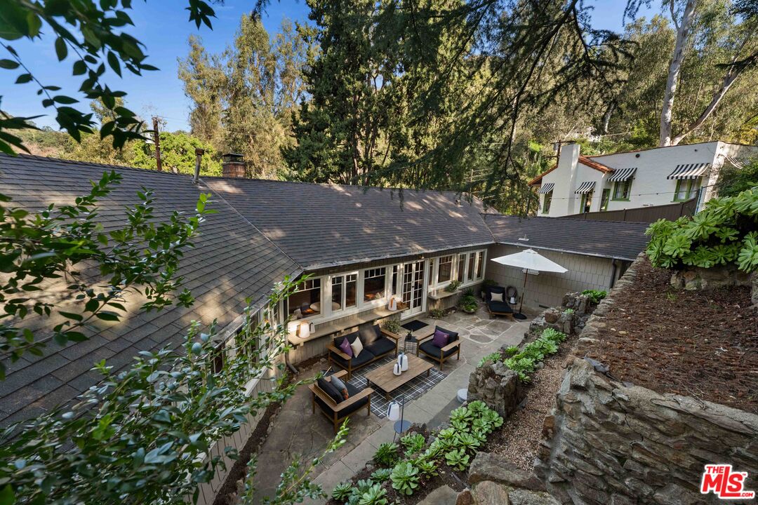 8050 Jovenita Canyon Dr