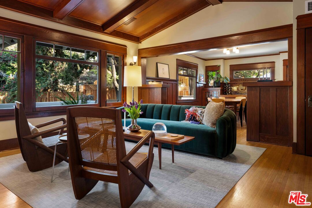 8050 Jovenita Canyon Dr