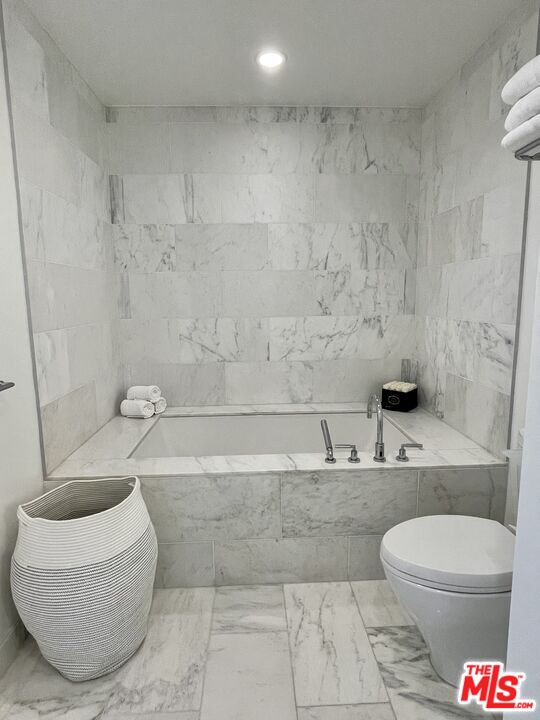 1705 Ocean Unit: 412