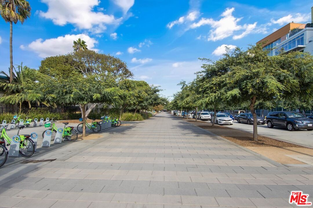 1705 Ocean Unit: 412