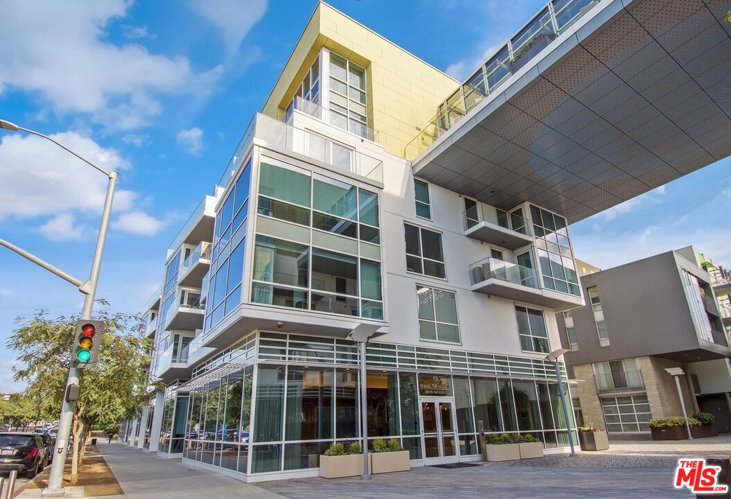 1705 Ocean Unit: 412