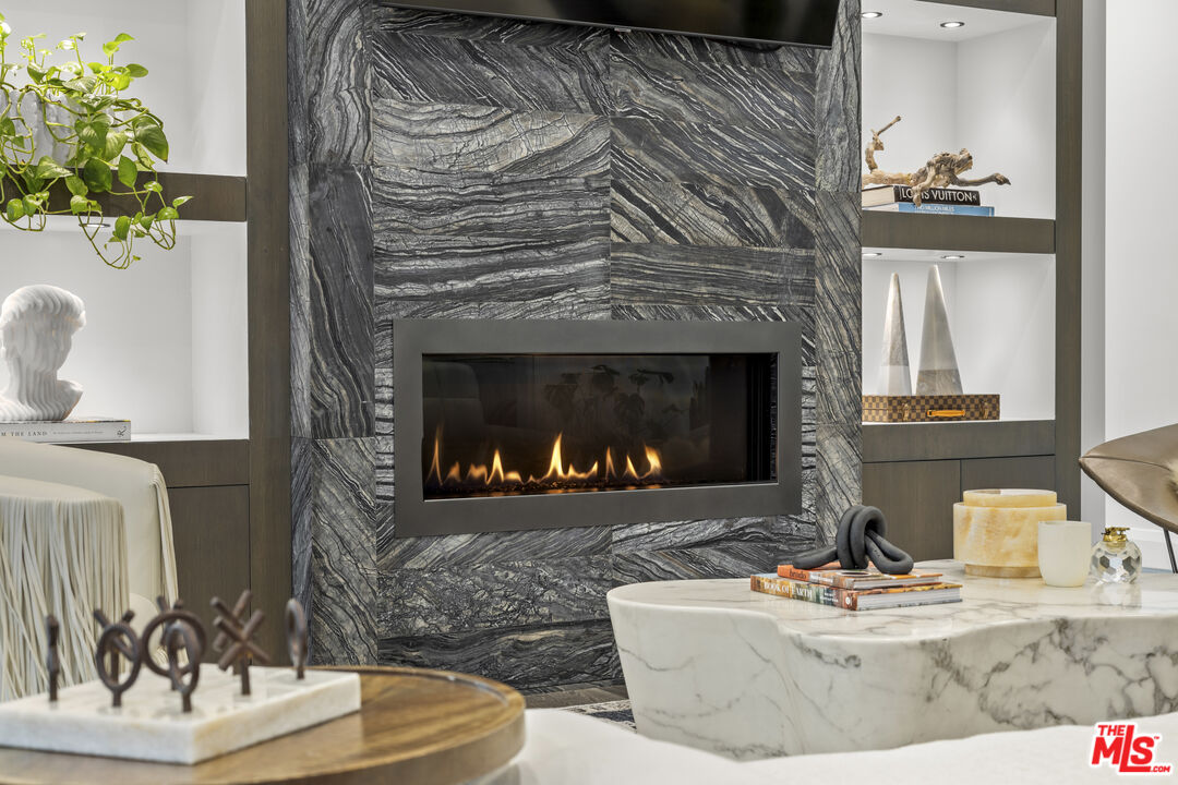 732 Huntley Dr Unit: A