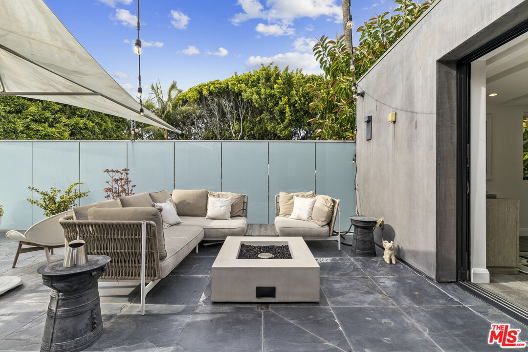 732 Huntley Dr Unit: A