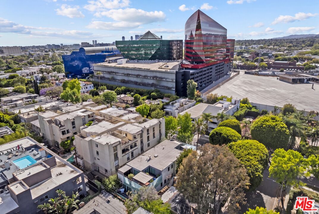 732 Huntley Dr Unit: A