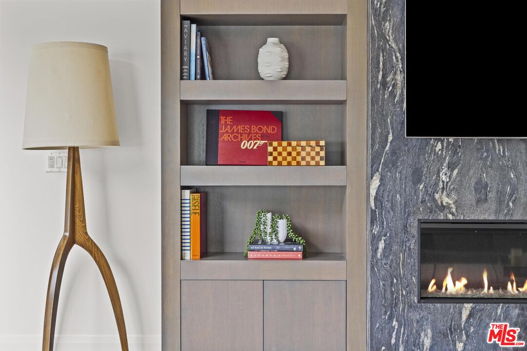 732 Huntley Dr Unit: A