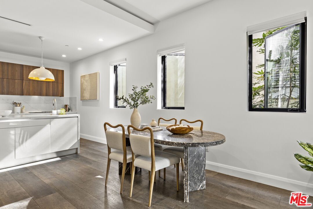 732 Huntley Dr Unit: A