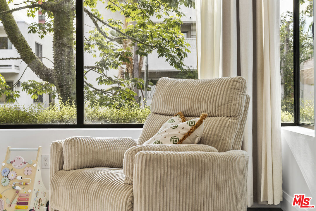 732 Huntley Dr Unit: A