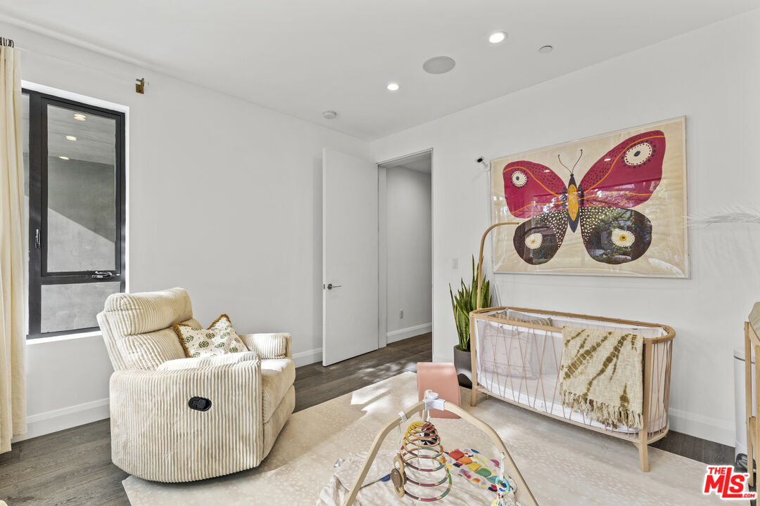 732 Huntley Dr Unit: A