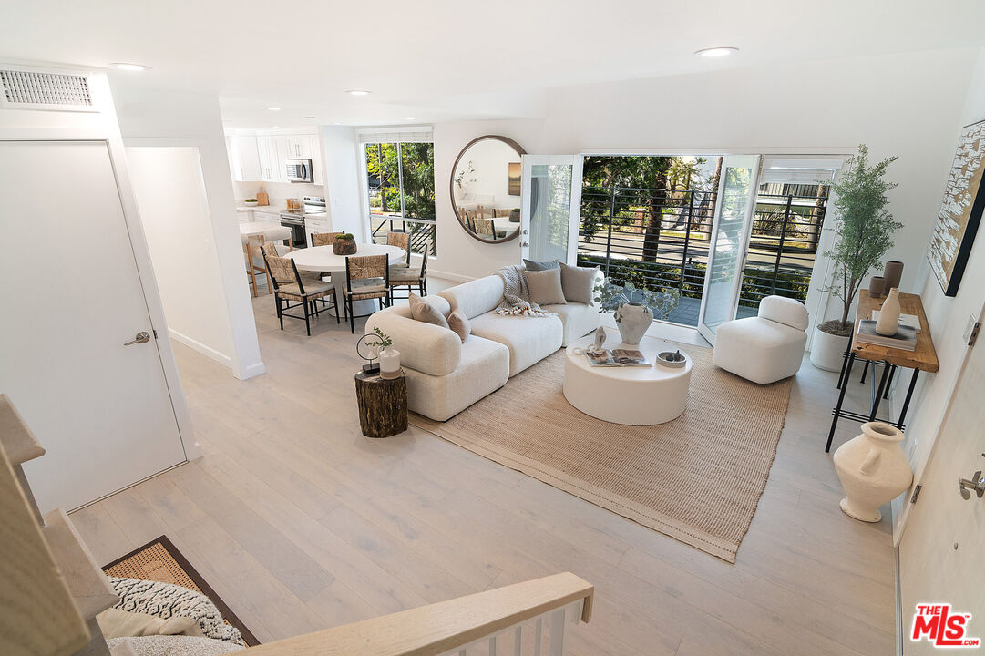 843 4th St Unit: 103