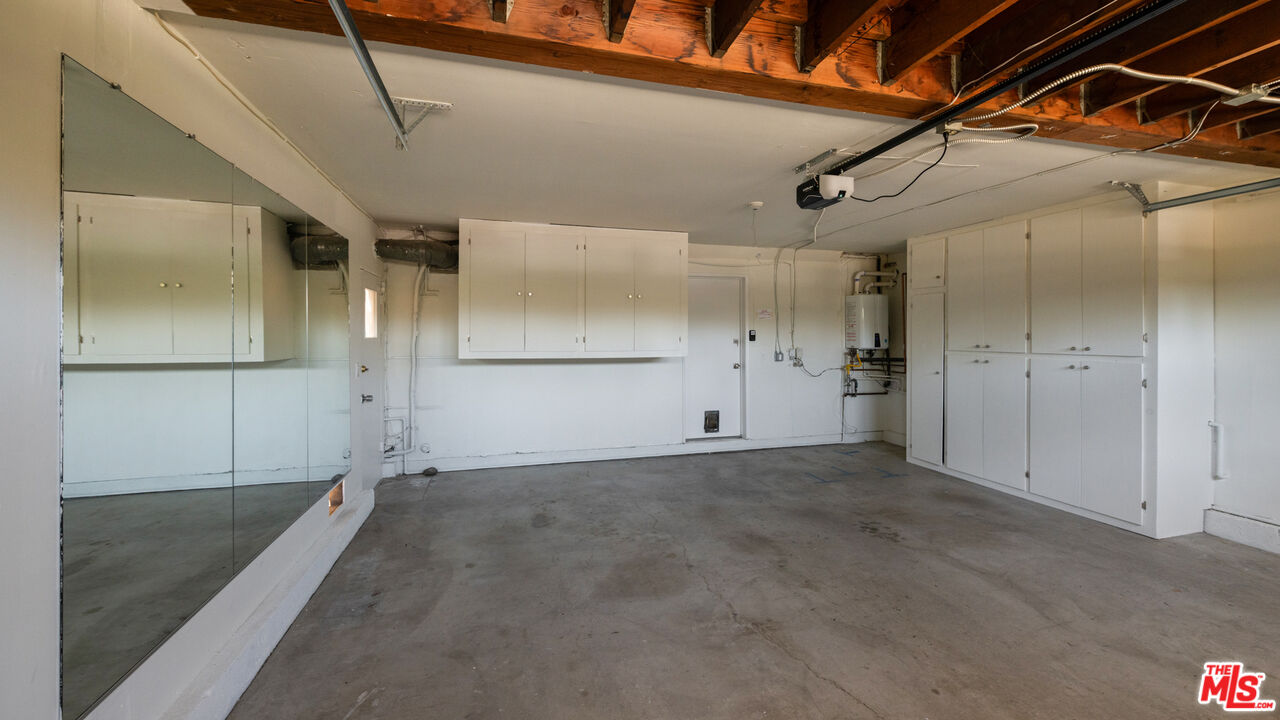 3102 Granville Ave