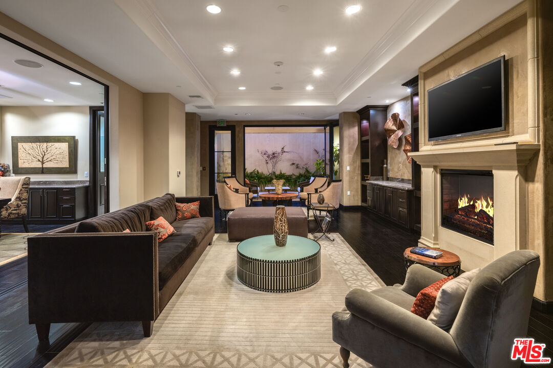 155 Cordova St Unit: 501
