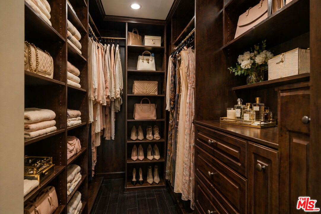 155 Cordova St Unit: 501