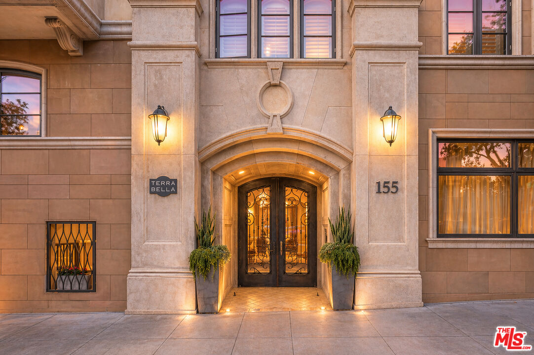 155 Cordova St Unit: 501