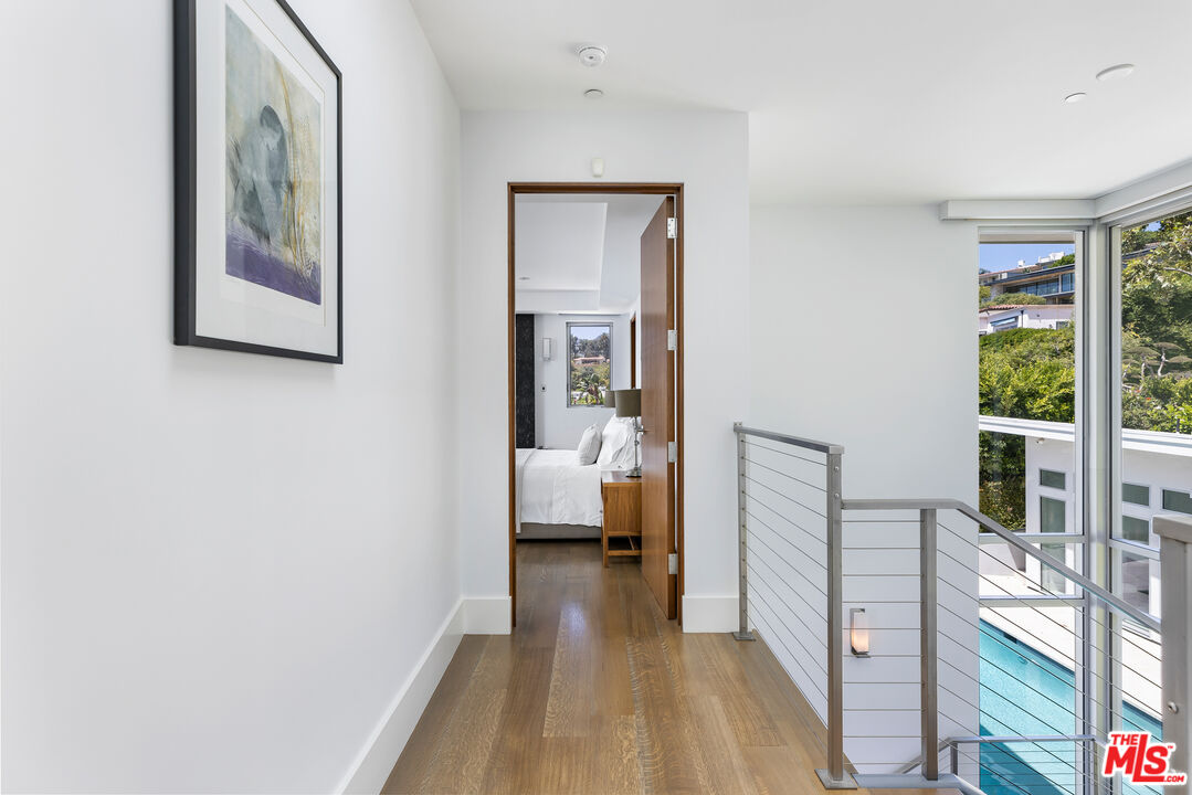 200 Arno WAY