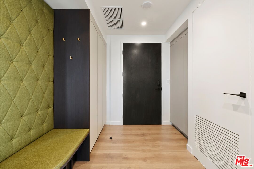 2222 Avenue Of The Stars Unit: 2103