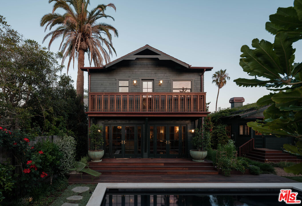 649 Palms Blvd