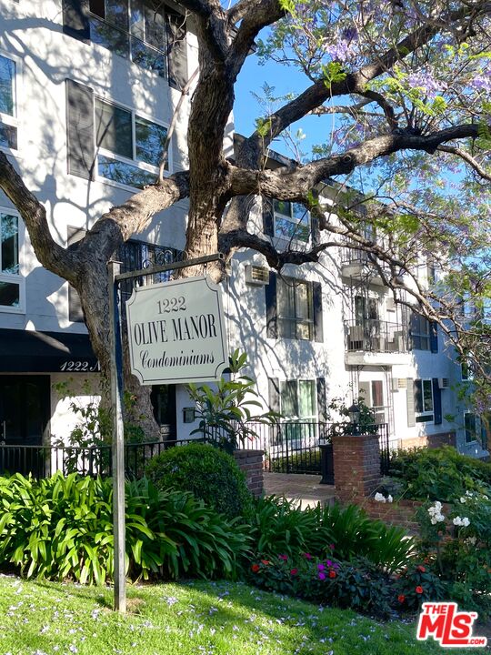 1222 Olive Dr Unit: 105