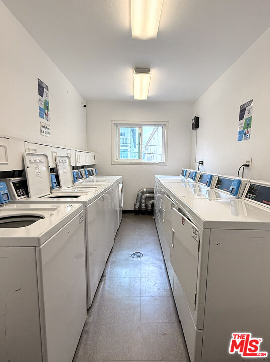 1222 Olive Dr Unit: 105