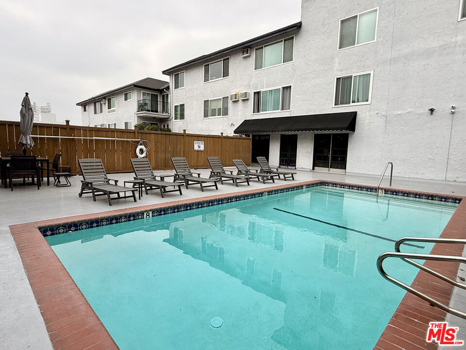 1222 Olive Dr Unit: 105