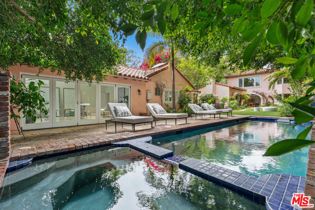 424 Marguerita Ave