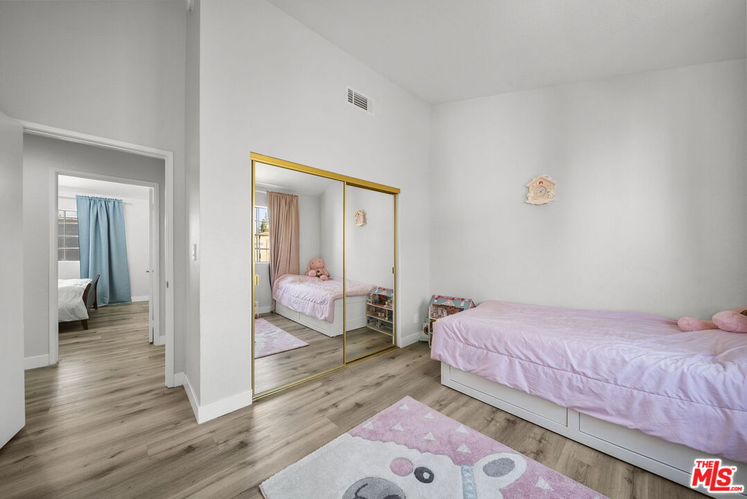 7658 Topanga Canyon Blvd Unit: 113