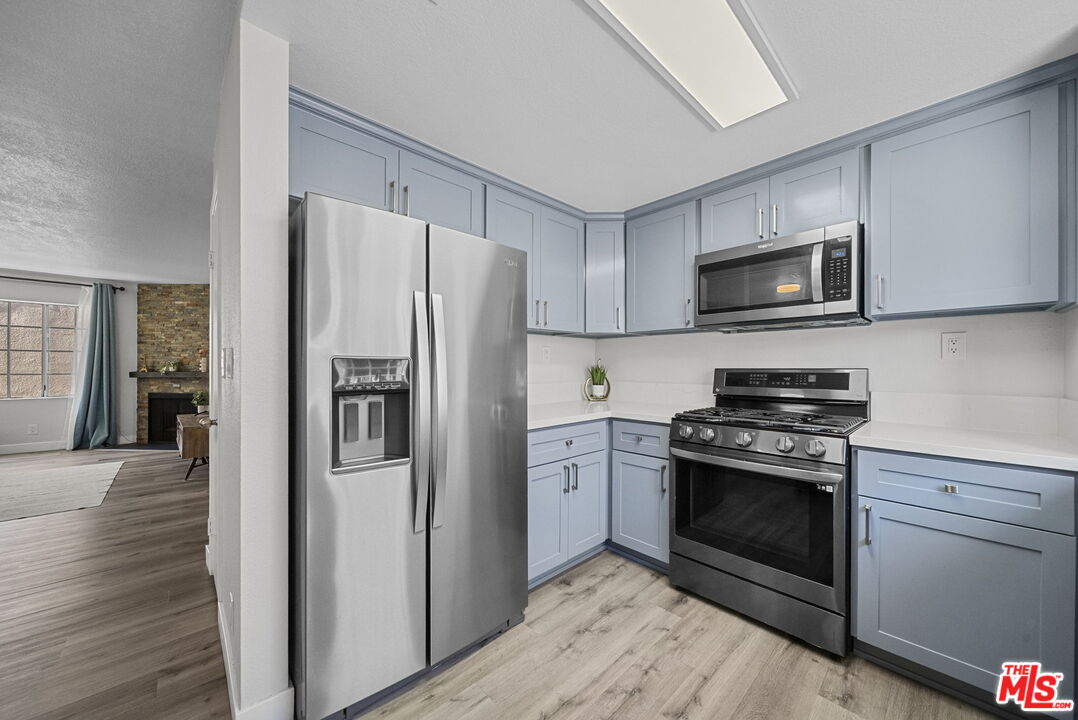 7658 Topanga Canyon Blvd Unit: 113