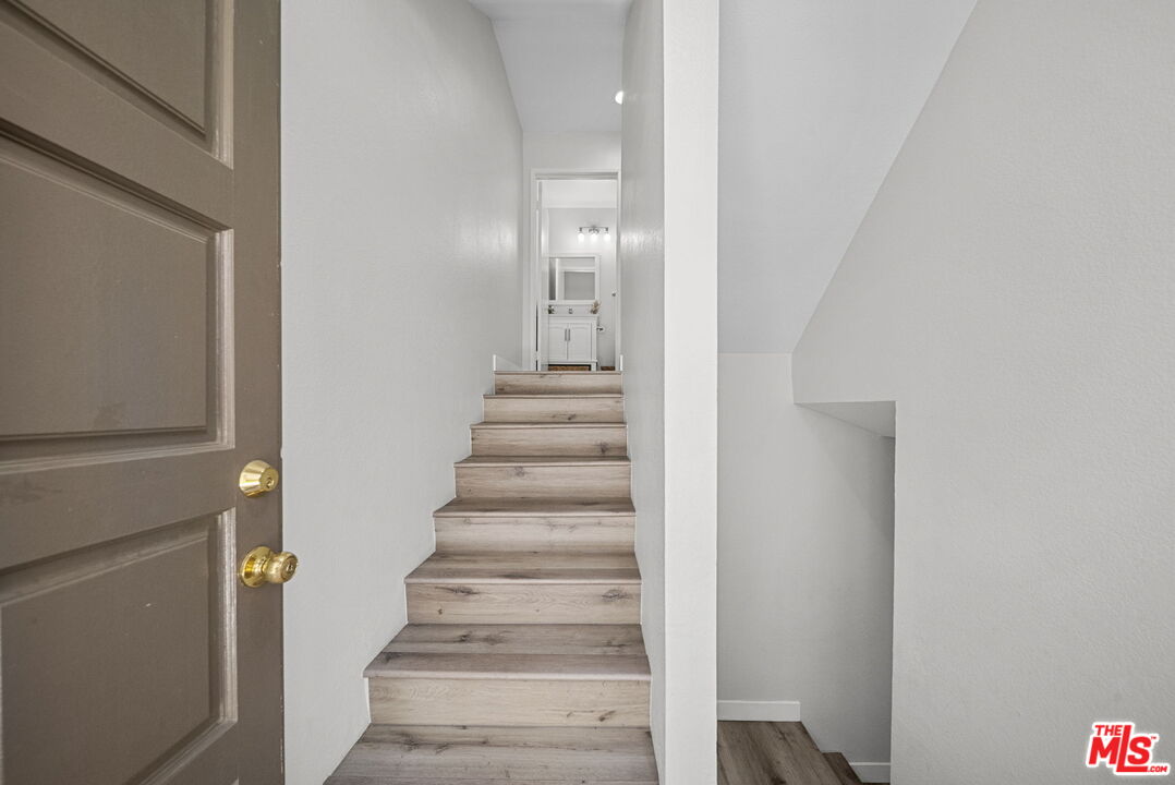 7658 Topanga Canyon Blvd Unit: 113