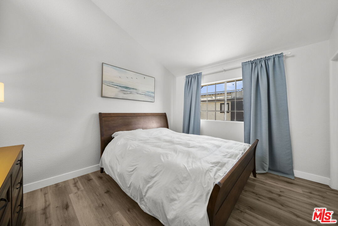 7658 Topanga Canyon Blvd Unit: 113