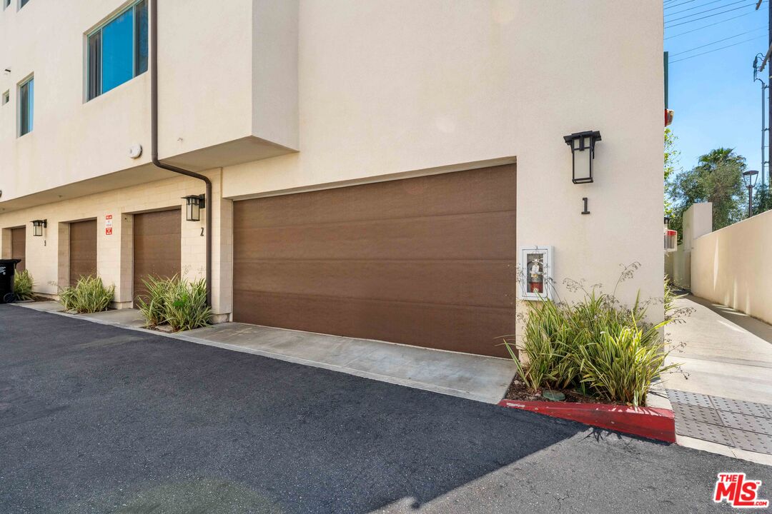2911 Exposition Pl Unit: 1