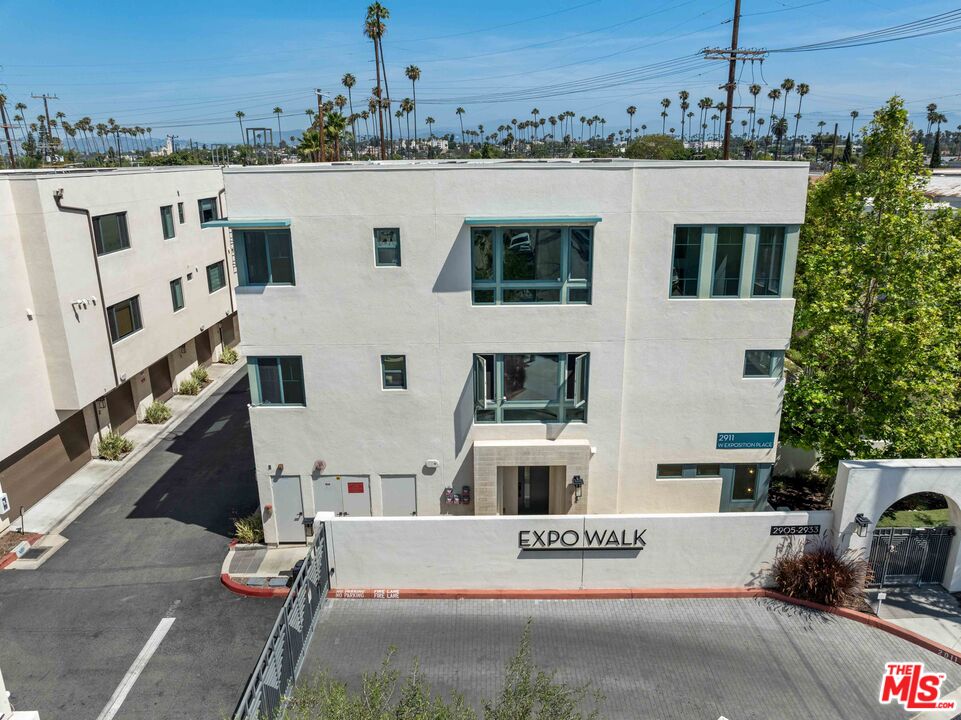 2911 Exposition Pl Unit: 1