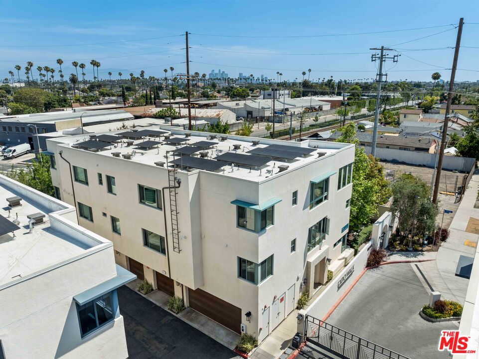 2911 Exposition Pl Unit: 1