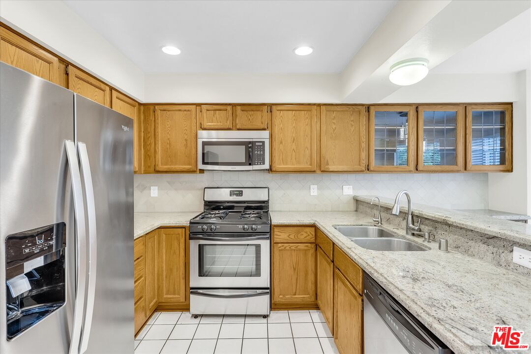 5455 Sylmar Ave Unit: 501