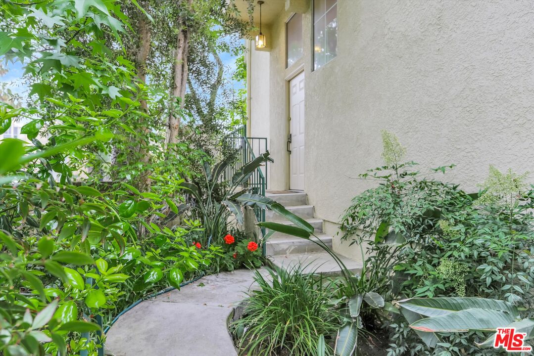 5455 Sylmar Ave Unit: 501