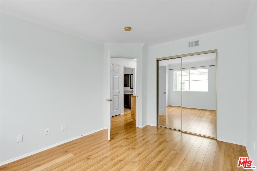 5455 Sylmar Ave Unit: 501