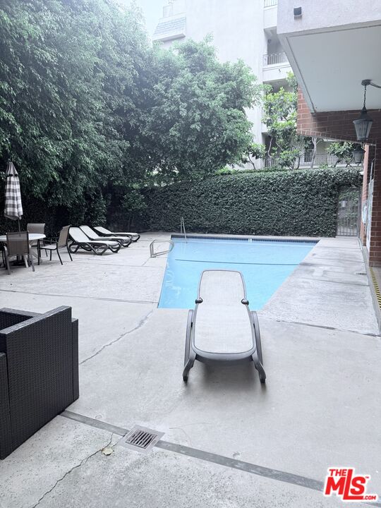 11750 W Sunset Blvd Unit: 221